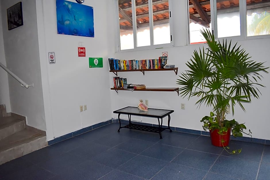 Hotel Plaza Almendros