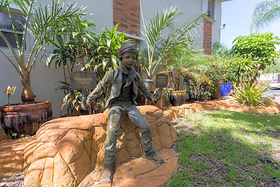 Richard's Motel Studios