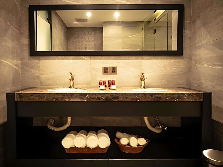 Kk Times Square Hotel
