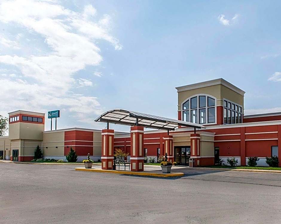 Quality Inn & Suites Mattoon South