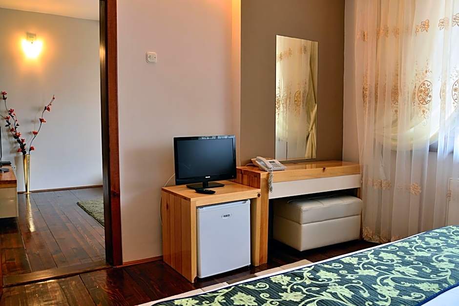 Photo 1 of 6 of 1 Bedroom Apartment