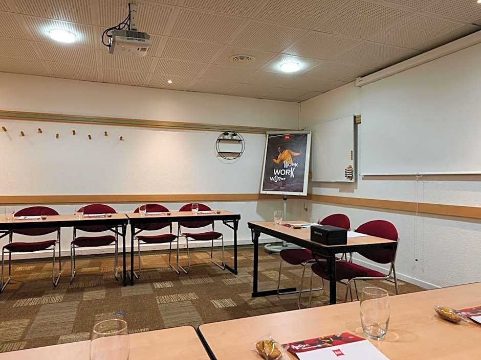 ibis Paris la Défense Centre