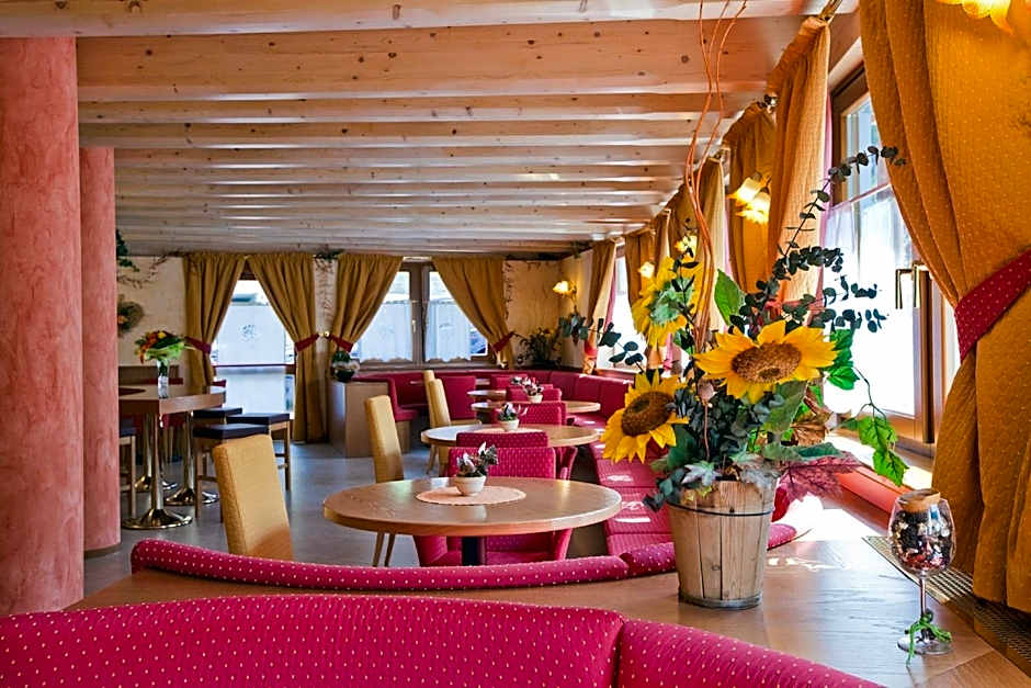 Hotel Val Di Sole