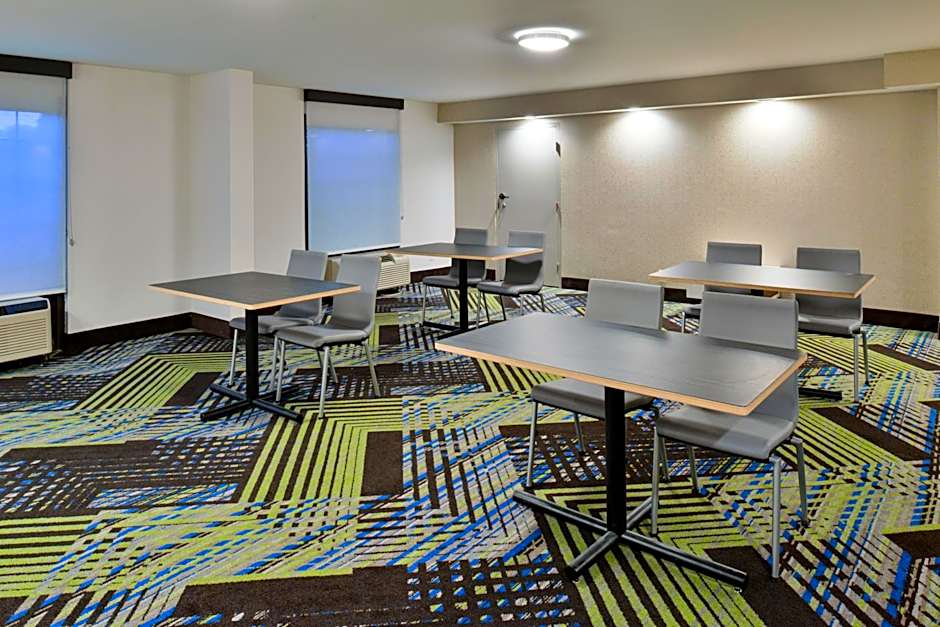 Holiday Inn Express Winston-Salem Downtown West By IHG
