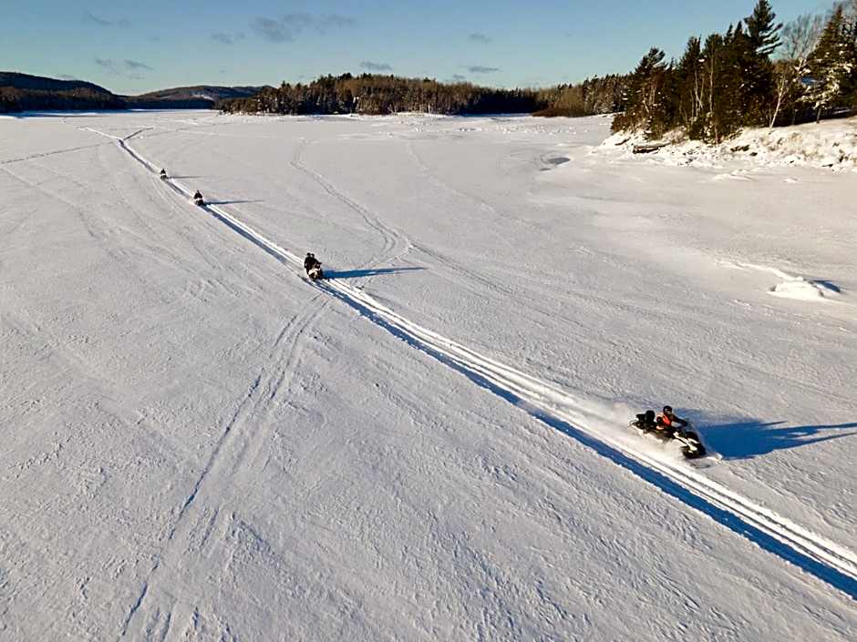 Auberge du Lac Taureau