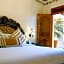 Los Pilares Hotel
