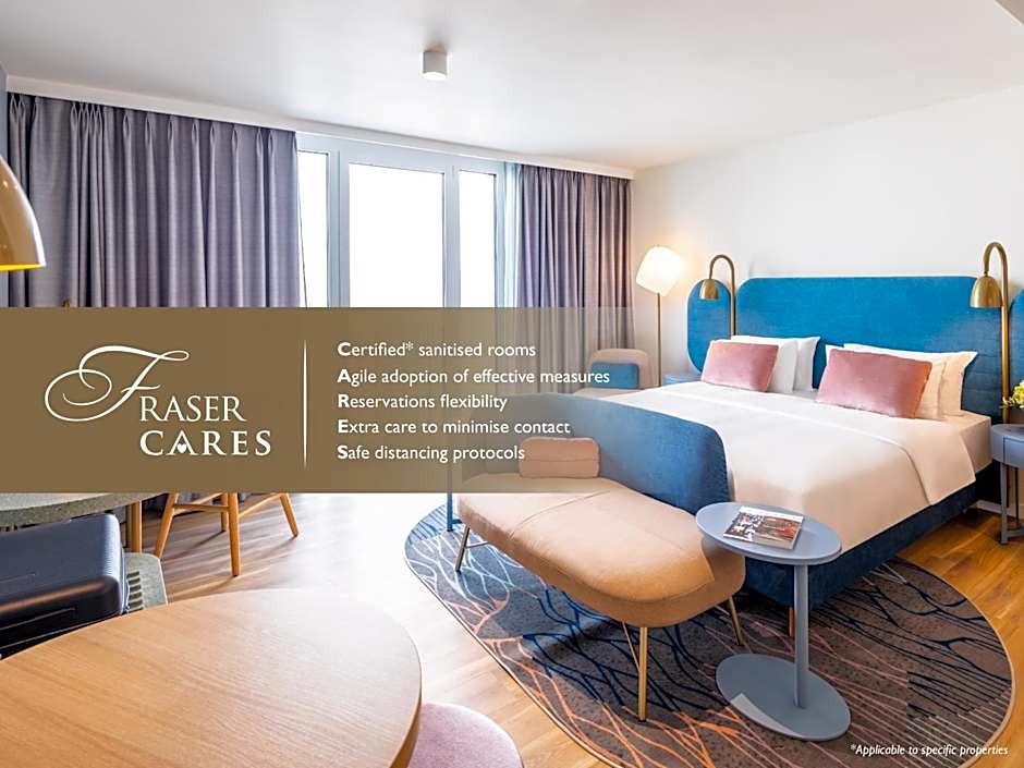 Capri by Fraser Leipzig