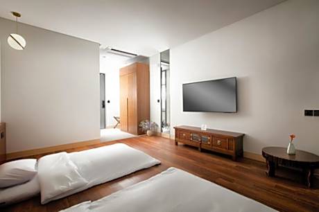 Triple Room with Terrace