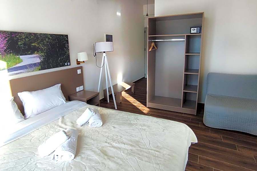 Socrates Organic Village - Wild Olive