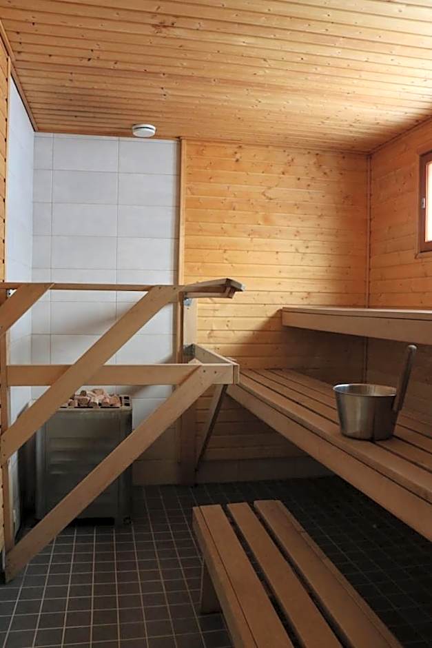 Youth Center Vasatokka