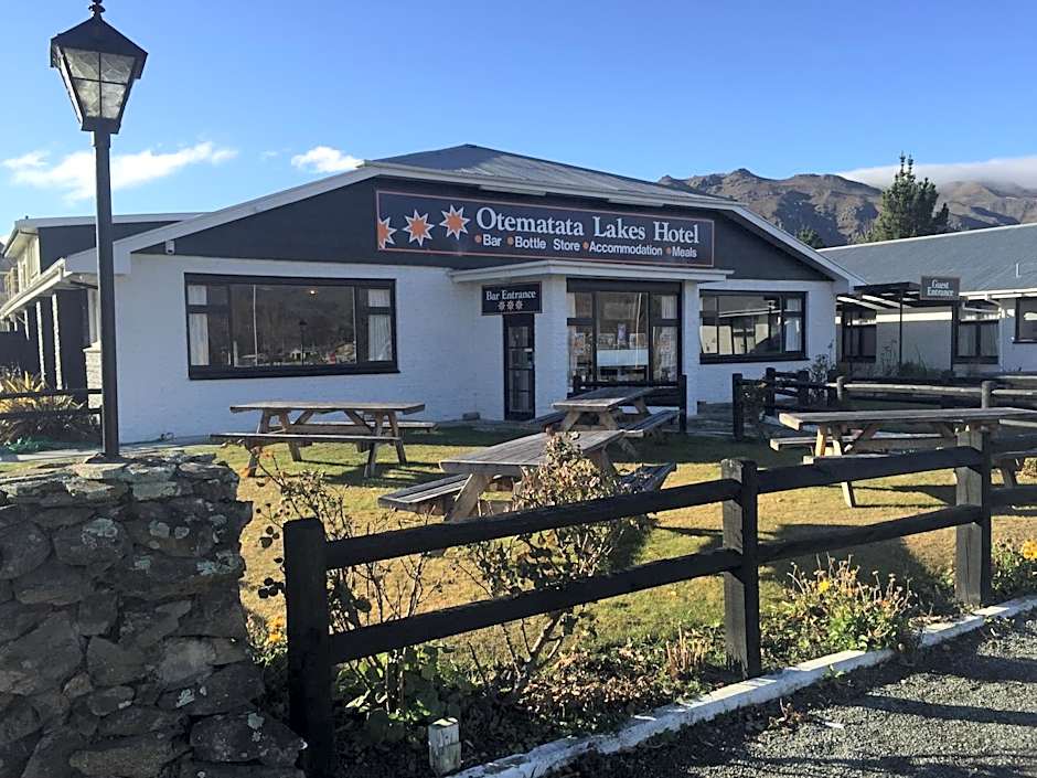 Otematata's Best Dam Pub