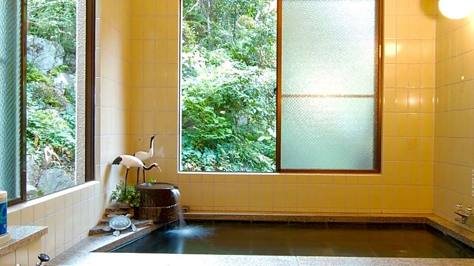 Sansou Nagisa