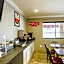 Econo Lodge San Bernardino I-215
