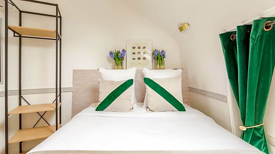 Merveil Luxury Suite Royale II - Saint Honore view