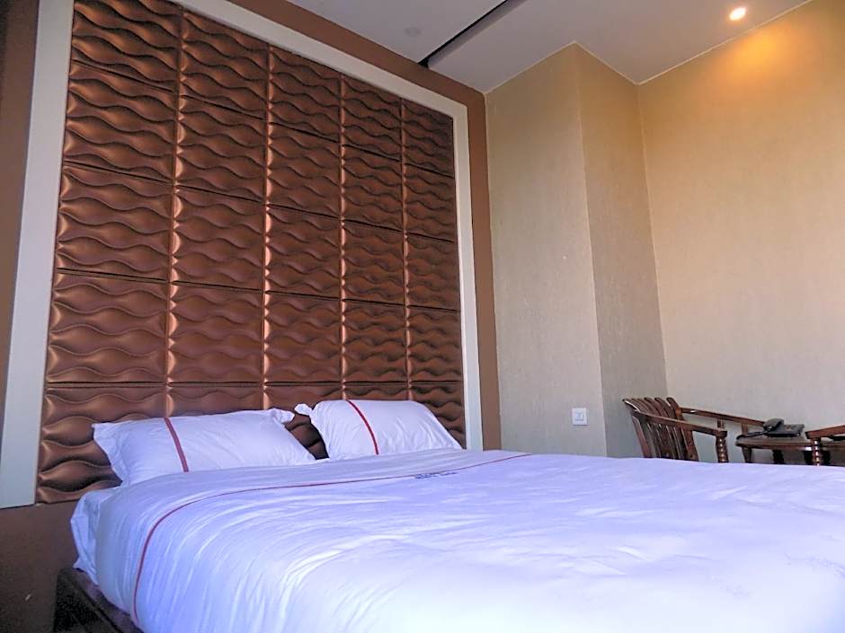 Freedom City Hotel