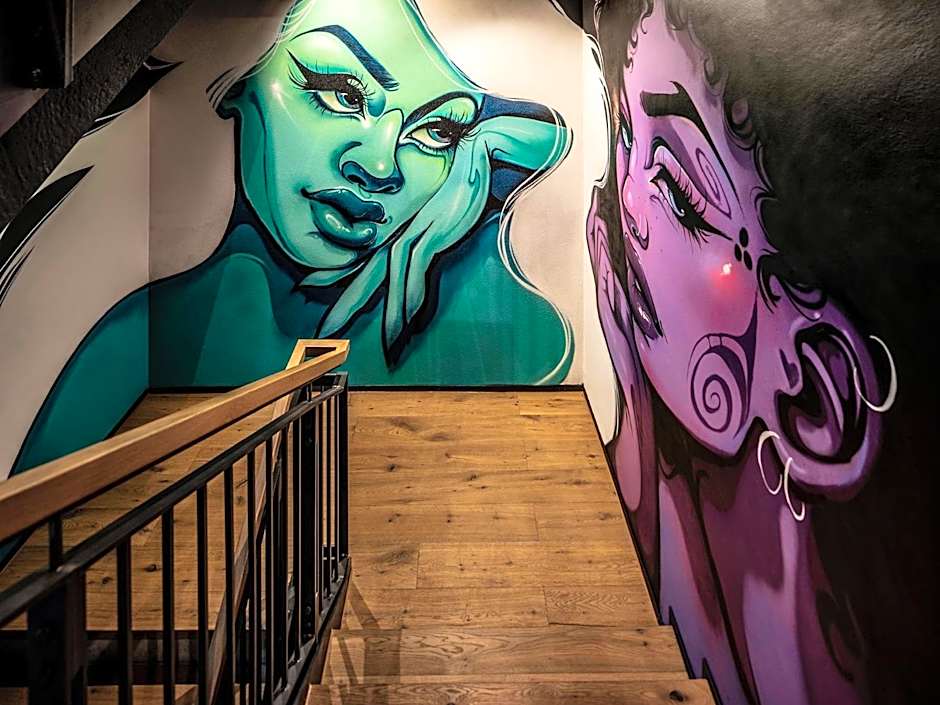 Liebesbier Urban Art & Smart Hotel