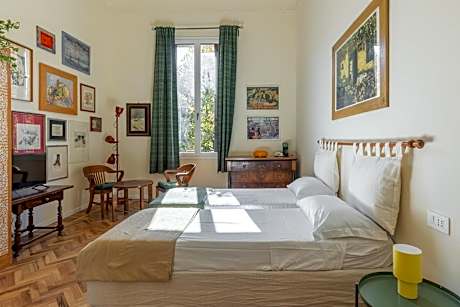Double or Twin Room with Private External Bathroom