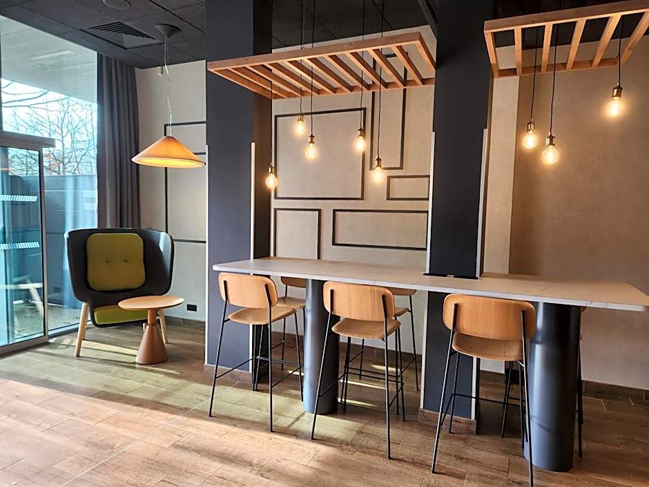 Campanile La Roche Sur Yon Centre Gare