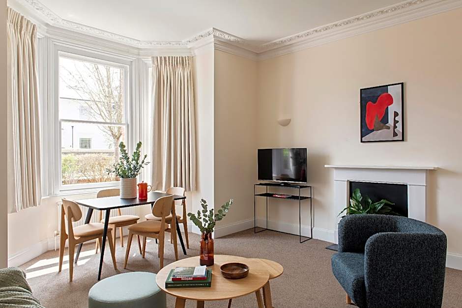 SACO Reading – Castle Crescent