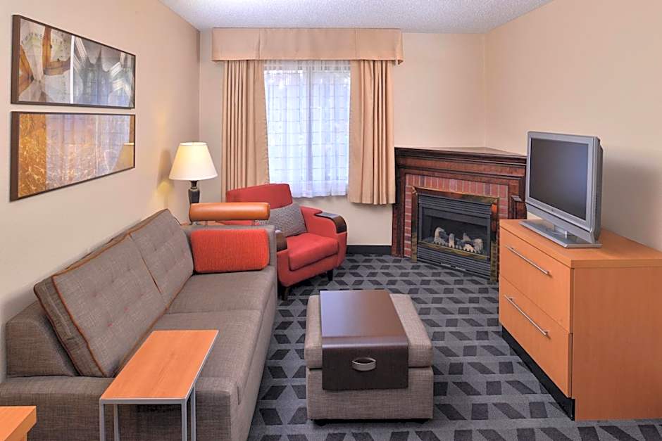 TownePlace Suites by Marriott Detroit Warren