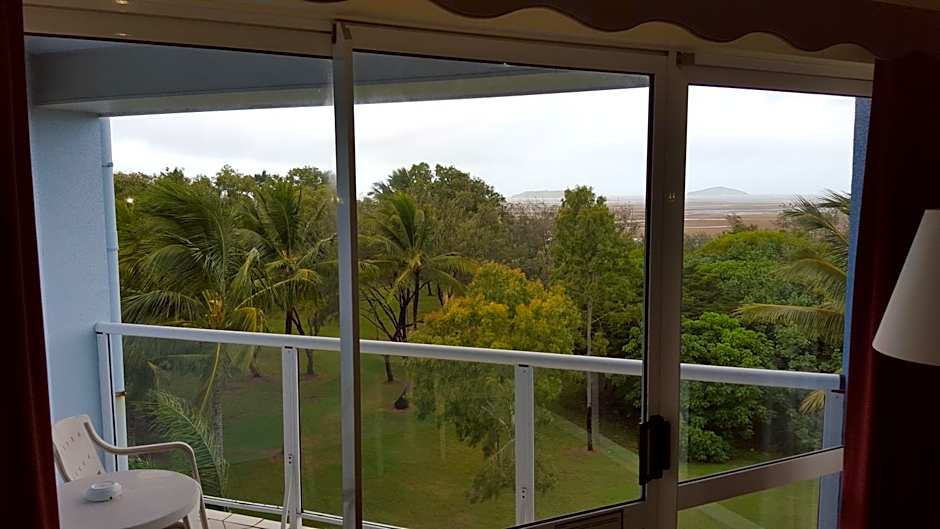 Ocean International Hotel