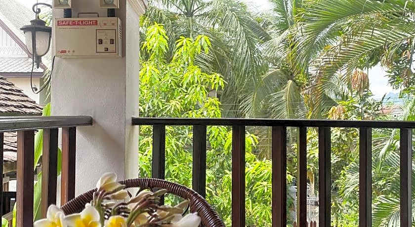 Golden Sun Boutique Hotel