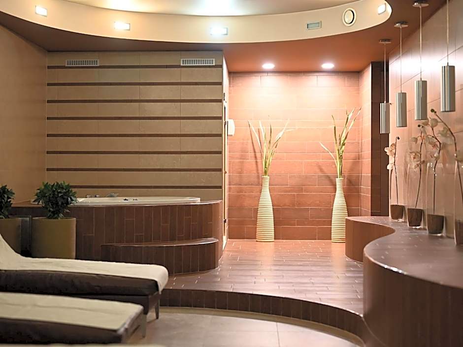 Hotel Paka