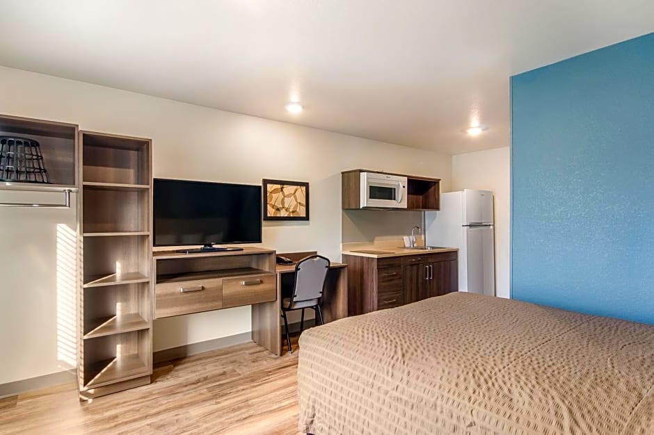 WoodSpring Suites Thornton-North Denver