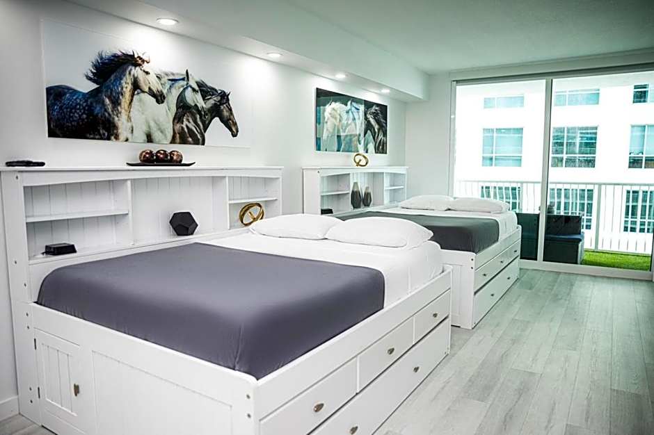 Modern and Luxurious Brickell Studio