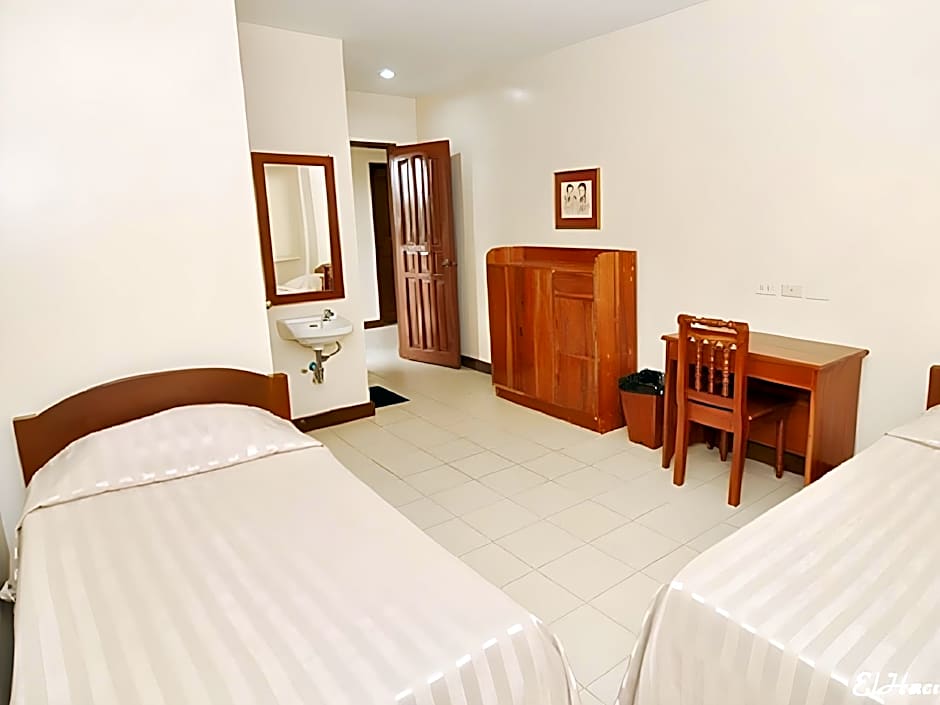 El Haciendero Private Hotel