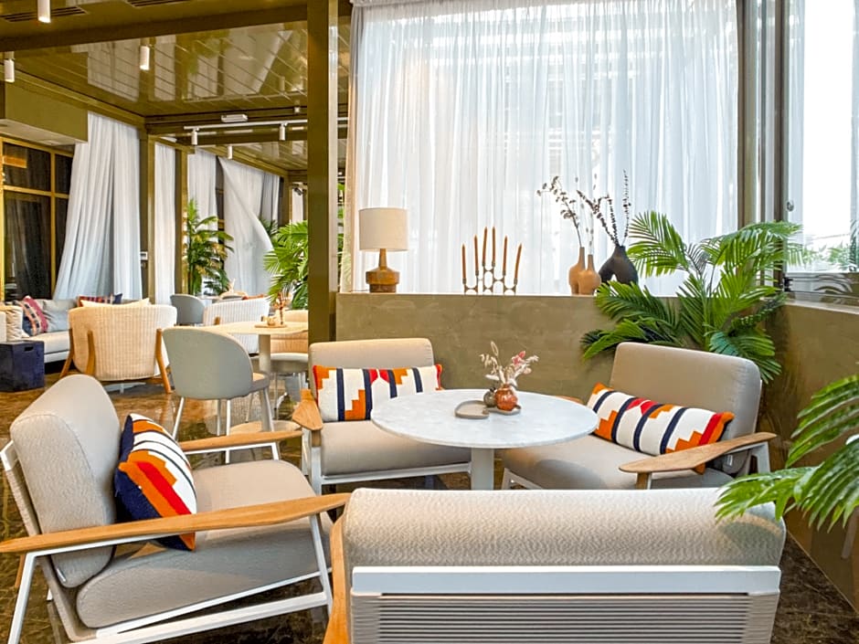 voco Doha West Bay Suites By IHG