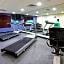 Holiday Inn Express and Suites Rochester West-Medical Center By IHG