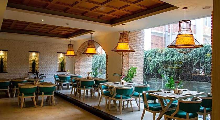 Arushi Boutique Hotel