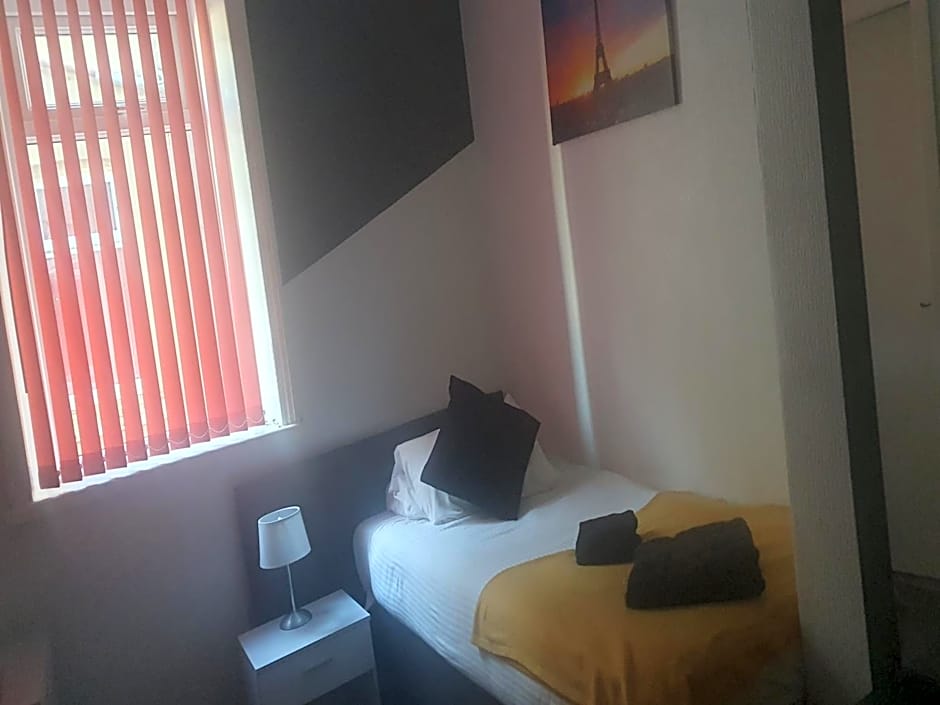 Las Palmas Hotel by the Sea