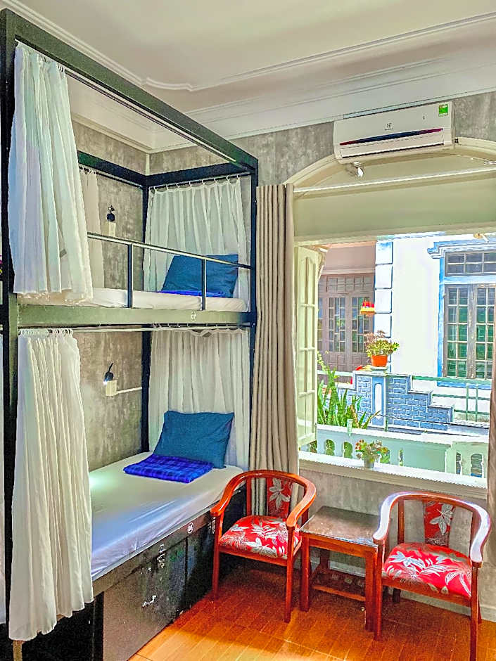 Amy Hostel Hue