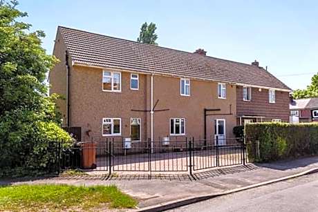 Single Room with Shared Bathroom