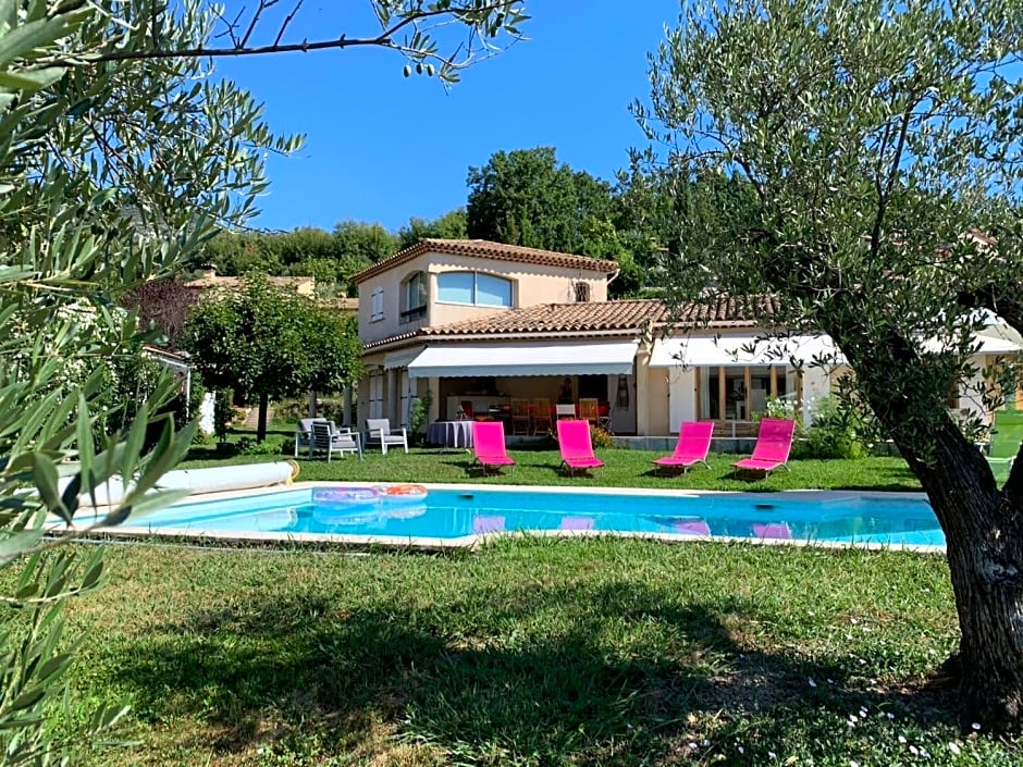 Bed & Breakfast Les LILLAS