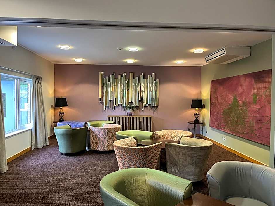 Cranfield Management Development Centre