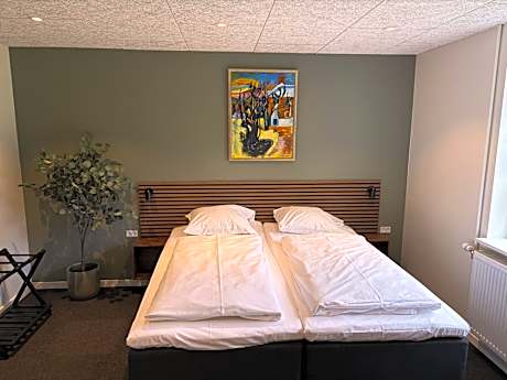 Superior Double Room with Garden View - Ground Floor