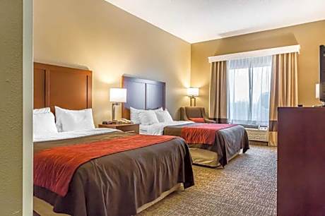 Queen Room with Two Queen Beds - Non-Smoking