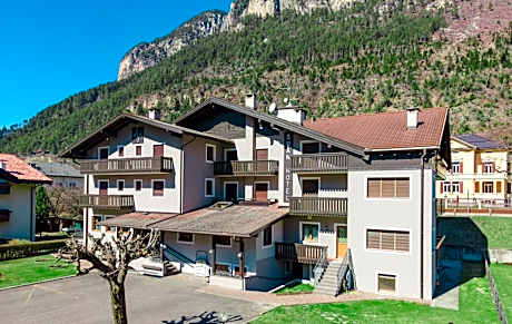Suàn Hotel