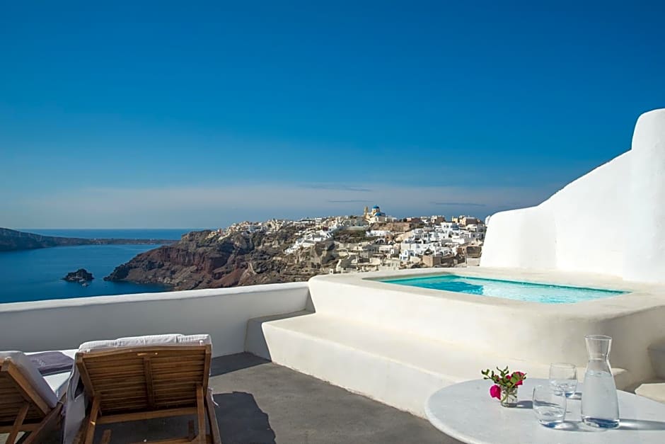 Perivolas Hotel
