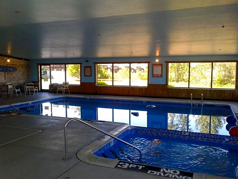 Oscoda Lakeside Hotel