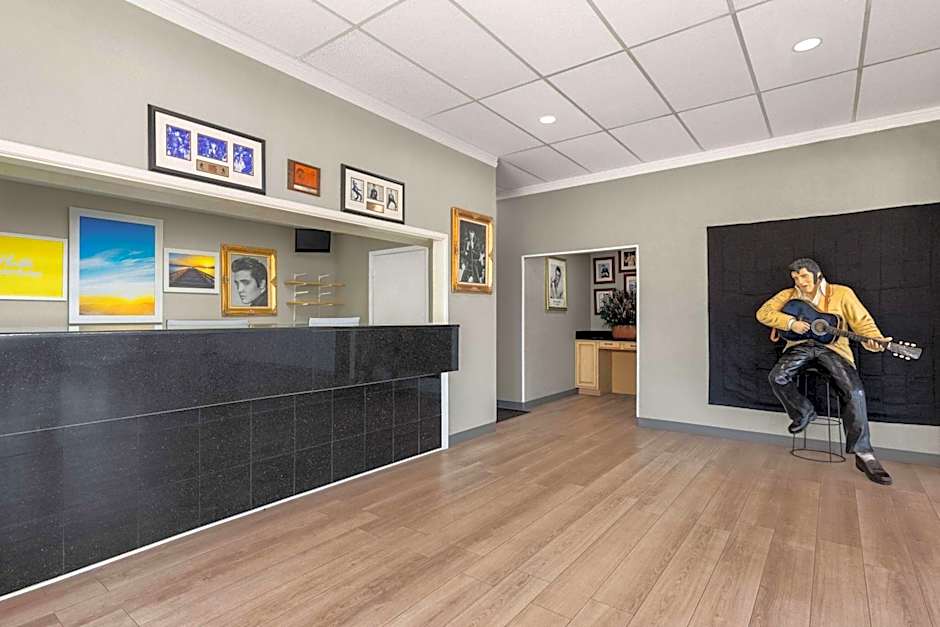 Days Inn by Wyndham Memphis at Graceland