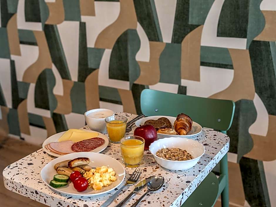 B&B HOTEL Zürich Airport