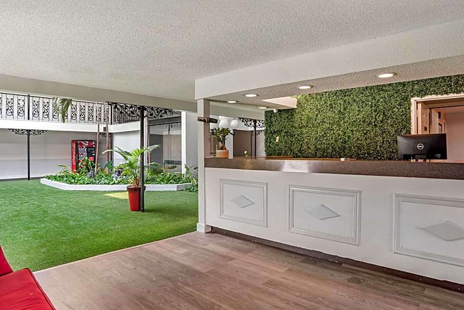 Baymont by Wyndham Montgomery AL