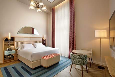 King Room - Mobility Accessible