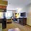 Comfort Inn & Suites Airport Dulles-Gateway