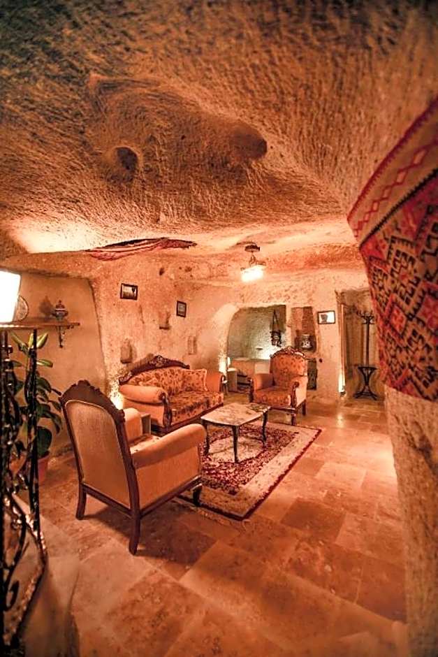Center Cave Hostel