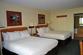 Pokolodi Lodge